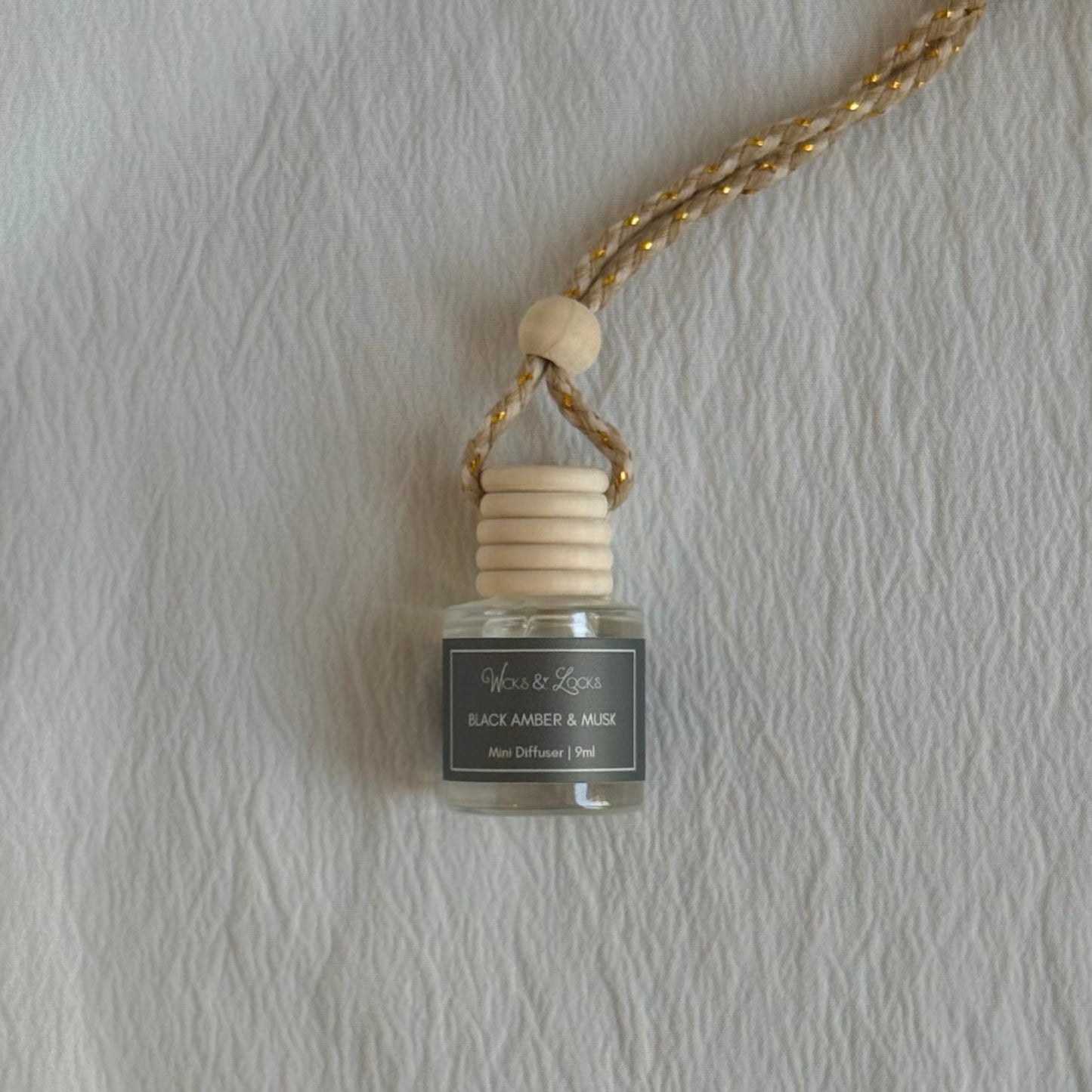 Black Amber & Musk | Mini Diffuser | Wicks & Locks | Malta
