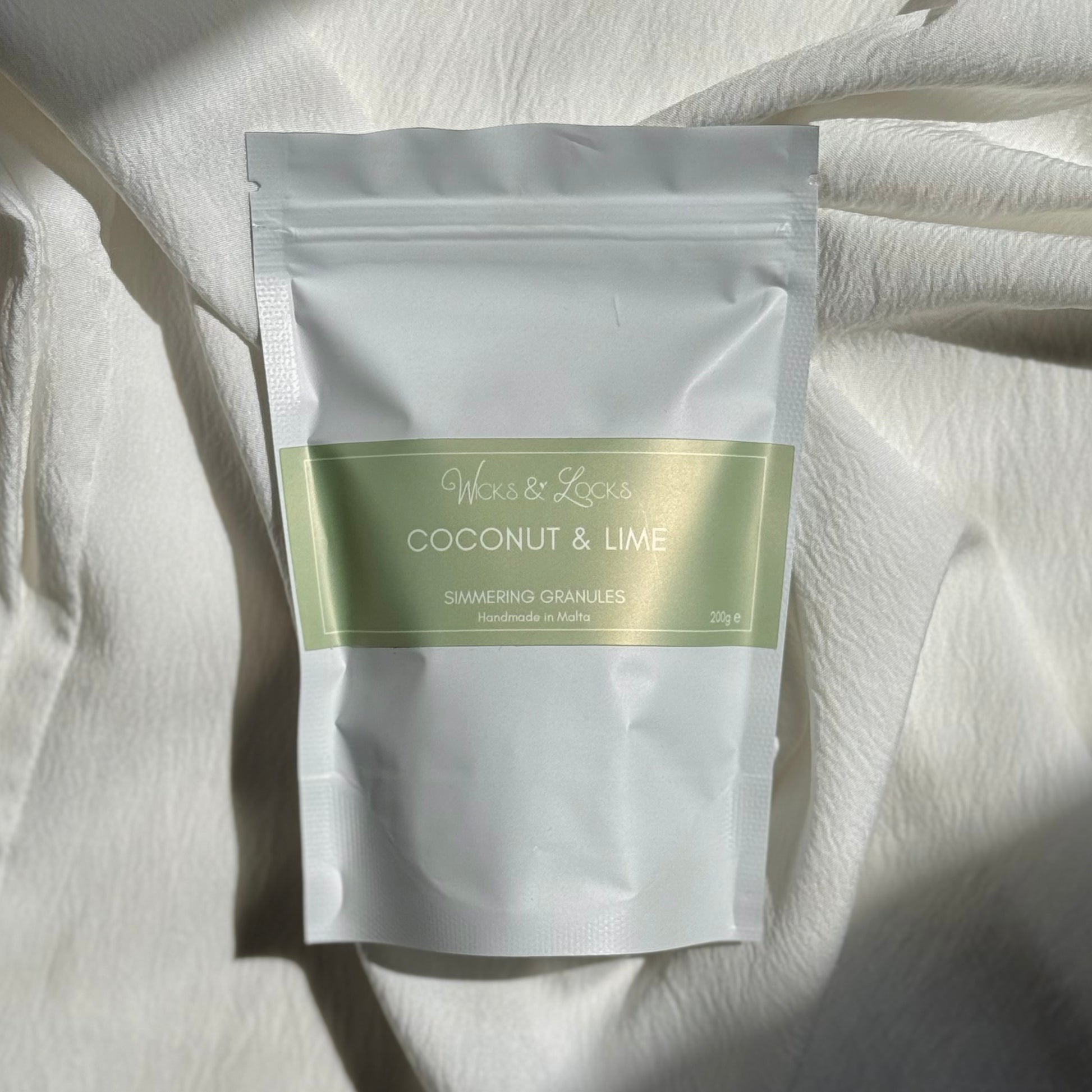 Coconut & Lime | Simmering Granules | Wicks & Locks | Malta