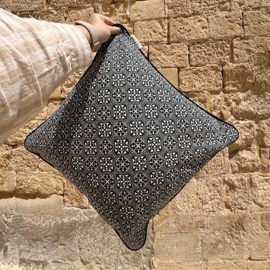 Iswed Cushion Cover | MADUMA