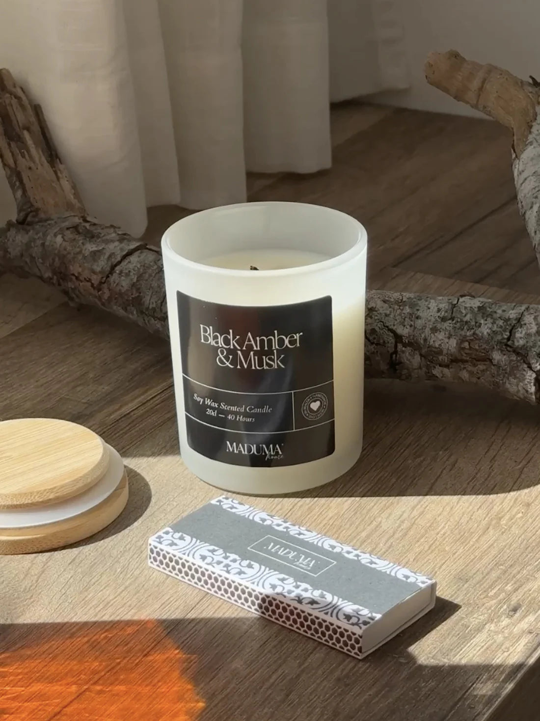 MADUMA® Scented Candle - Black Amber & Musk