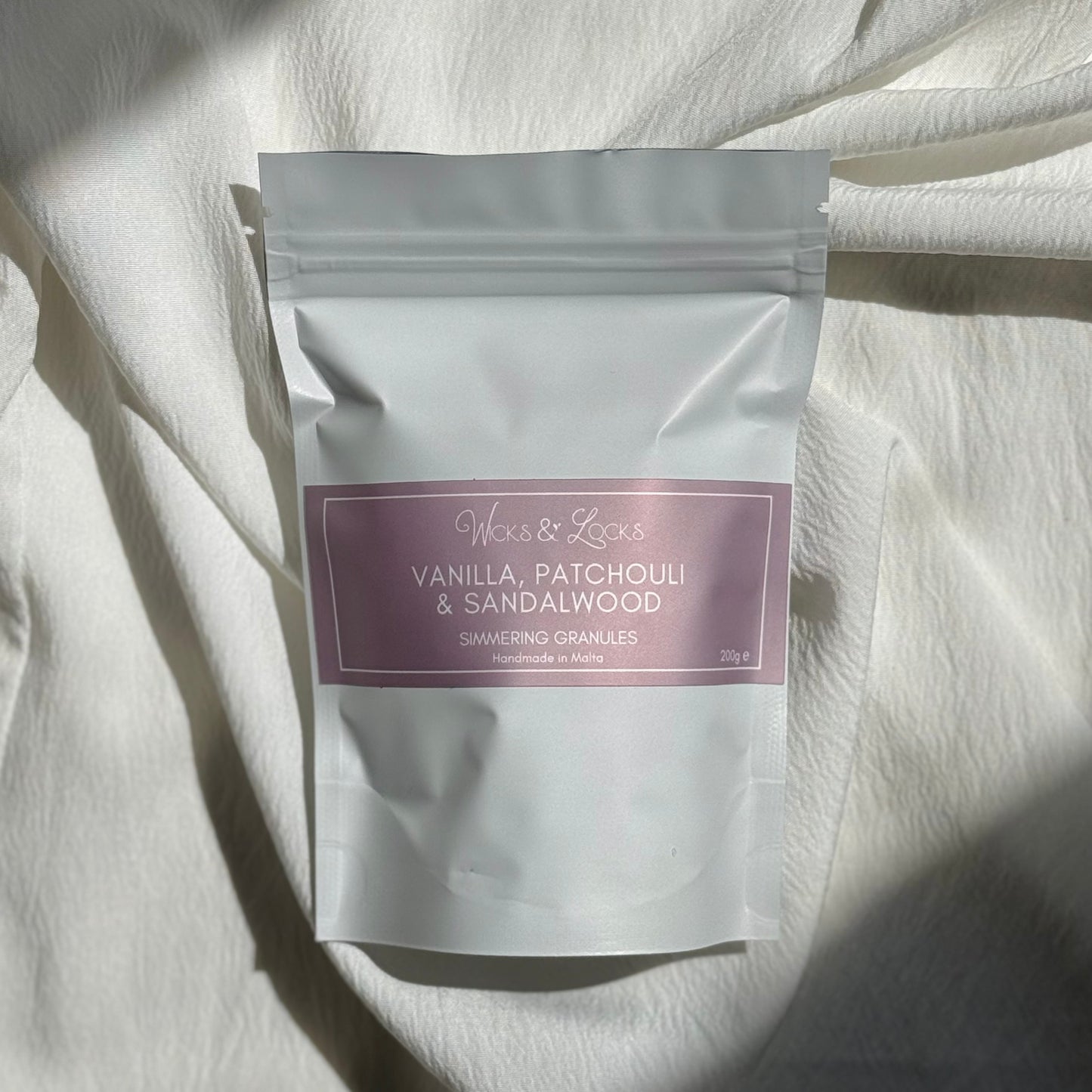 Vanilla, Patchouli & Sandalwood | Simmering Granules | Wicks & Locks | Malta
