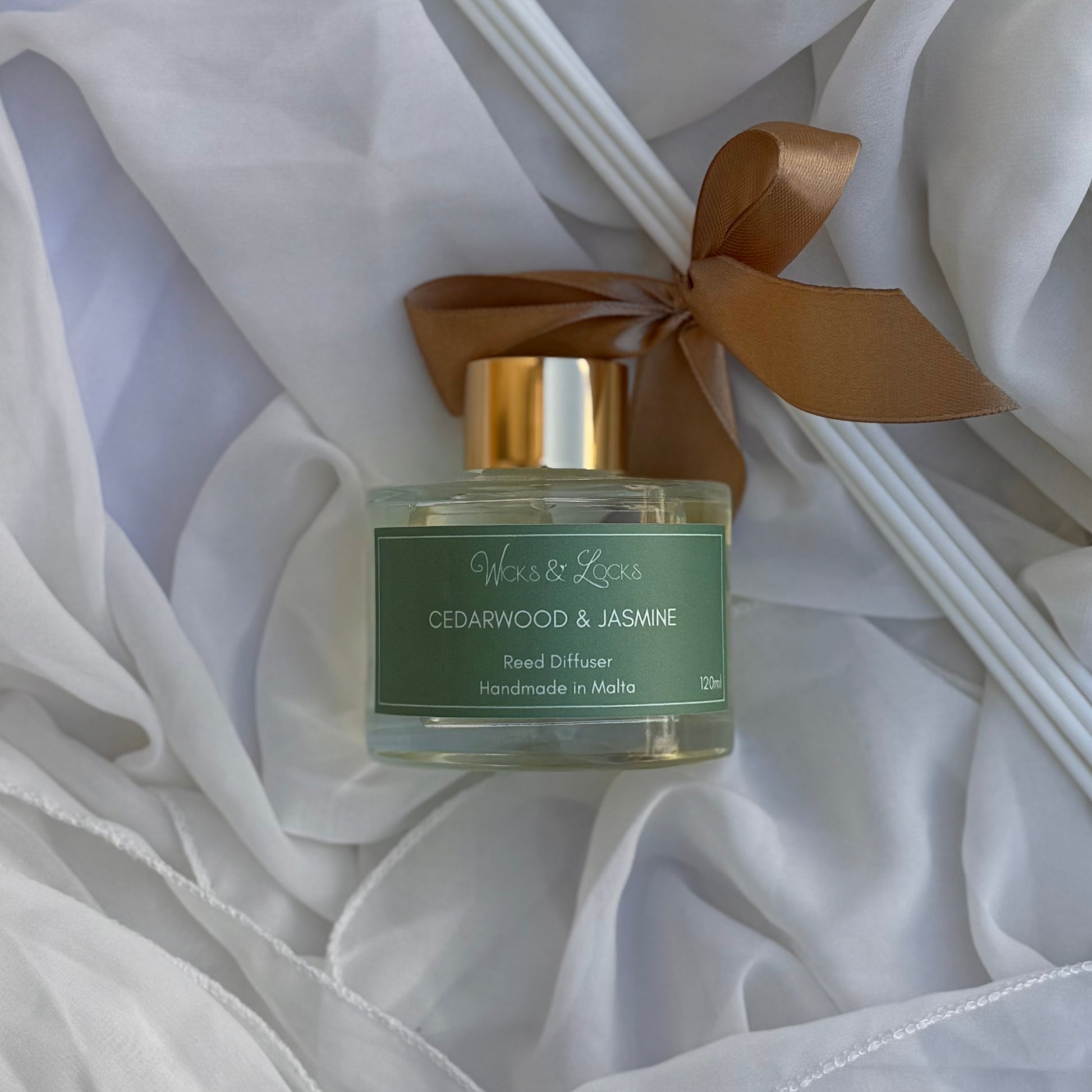 cedarwood_jasmine_reed_diffuser